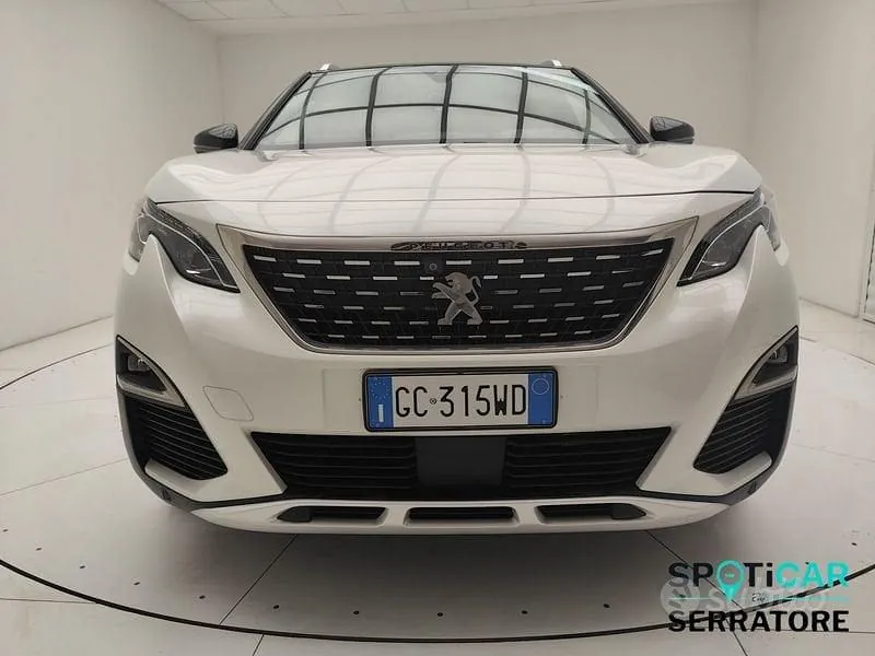 Peugeot 3008 2020 photo 2