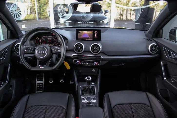 Audi Q2 2023 photo 3