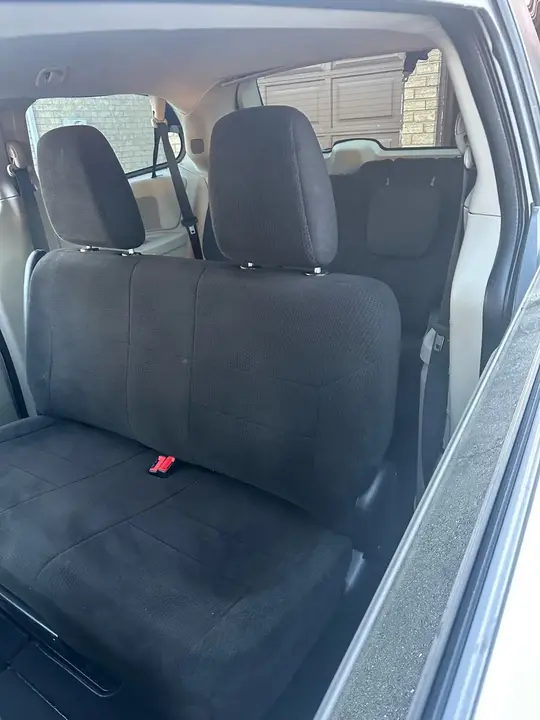 Dodge Grand Caravan 2012 photo 3