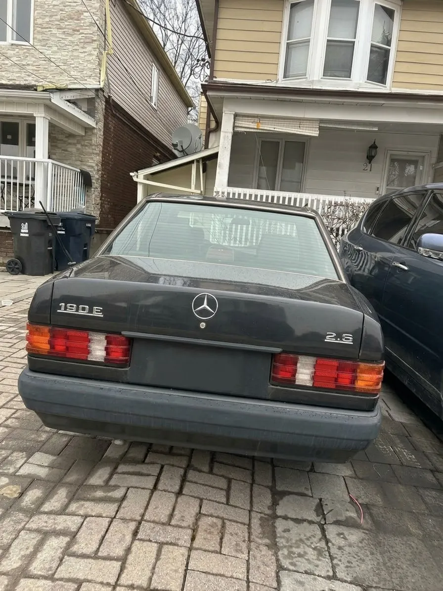 Mercedes-Benz 190E