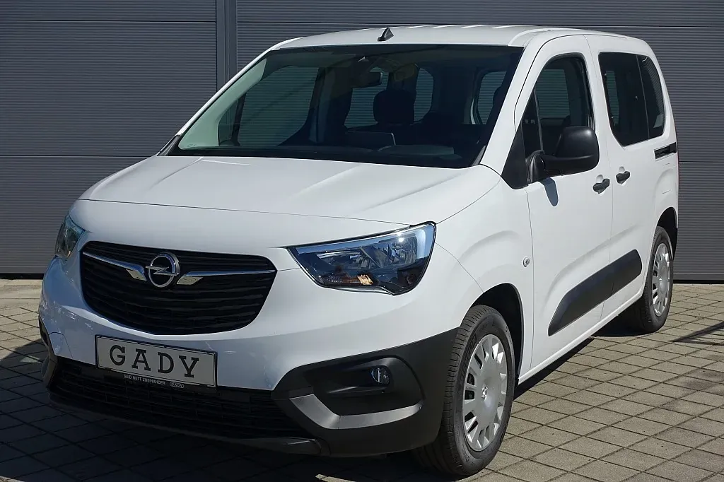 Opel Combo 2023 photo 2