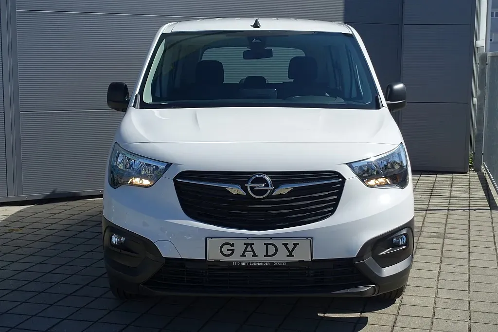 Opel Combo 2023 photo 3