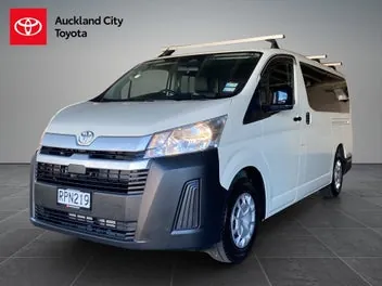 Toyota Hiace 2026 photo 4