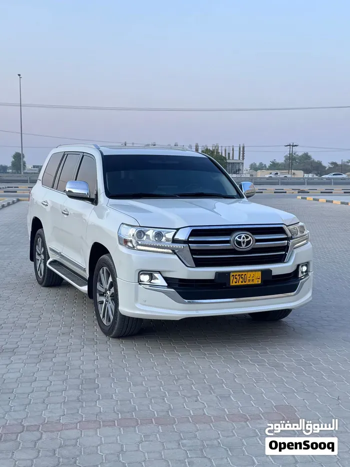 Toyota Land Cruiser 2019 photo 3
