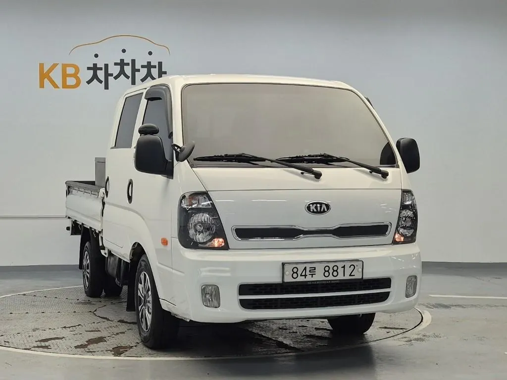 Kia Bongo 2013 photo 4