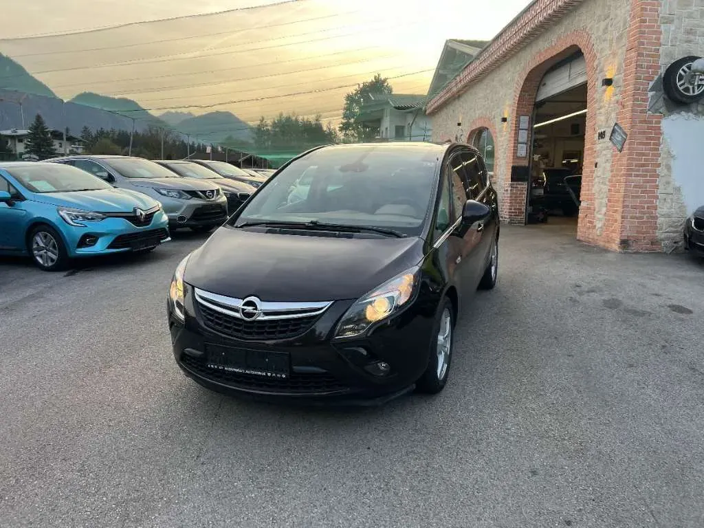 Opel Zafira 2013 photo 3