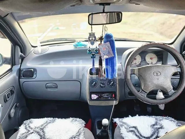 Tata Indica 2006 photo 3