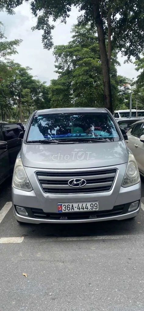 Hyundai Starex 2016 photo 2