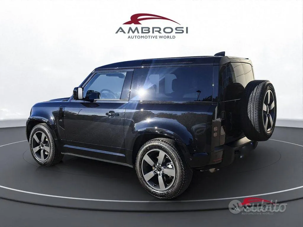 Land Rover Defender 2026 photo 4