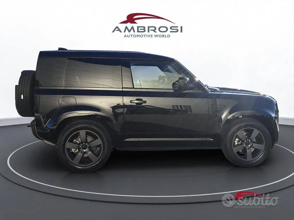 Land Rover Defender 2026 photo 5