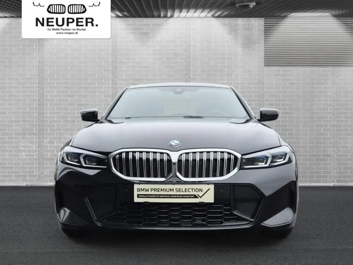 BMW 3 Series 2025 photo 2
