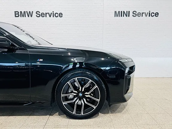 BMW I7 2025 photo 4