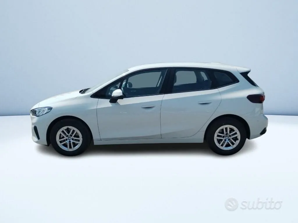 BMW 2 Series 2023 photo 5