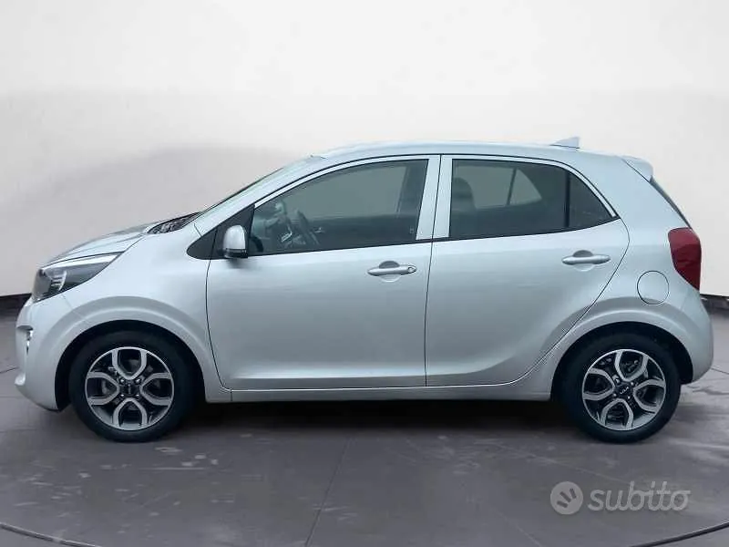 Kia Picanto 2022 photo 2
