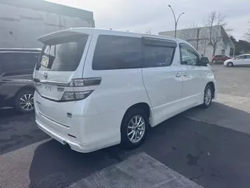 Toyota Vellfire 2014 photo 5
