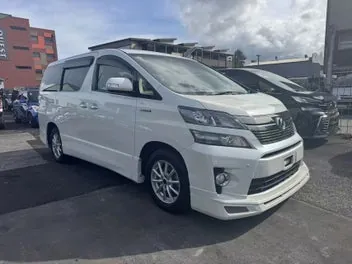 Toyota Vellfire 2014 photo 4