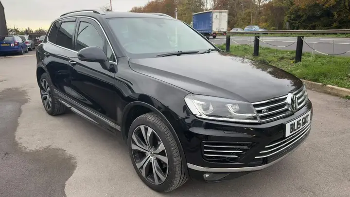 Volkswagen Touareg 2015 photo 3