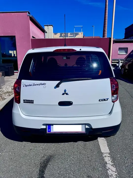 Mitsubishi Colt 2013 photo 2