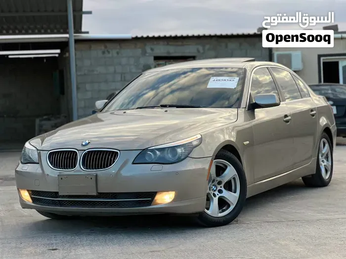 BMW 5 Series 2009 photo 2