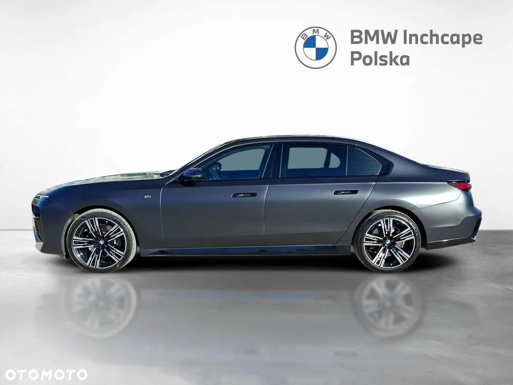 BMW Seria 7 2023 photo 2
