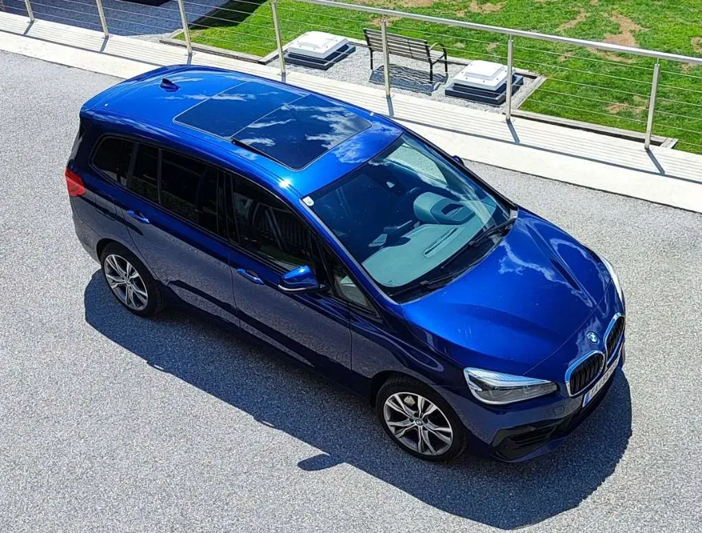 BMW 2 Series 2018 photo 2