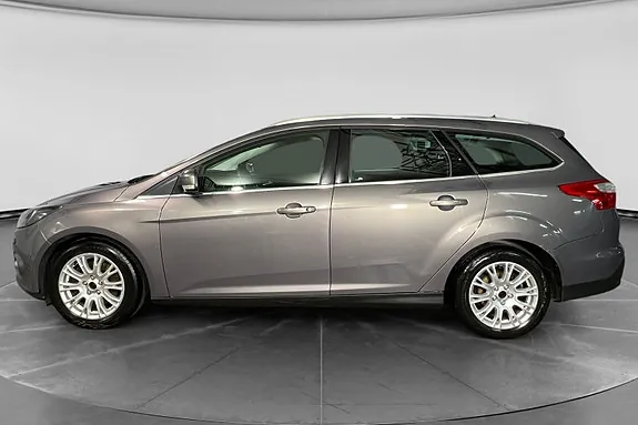 Ford Focus 2012 photo 2