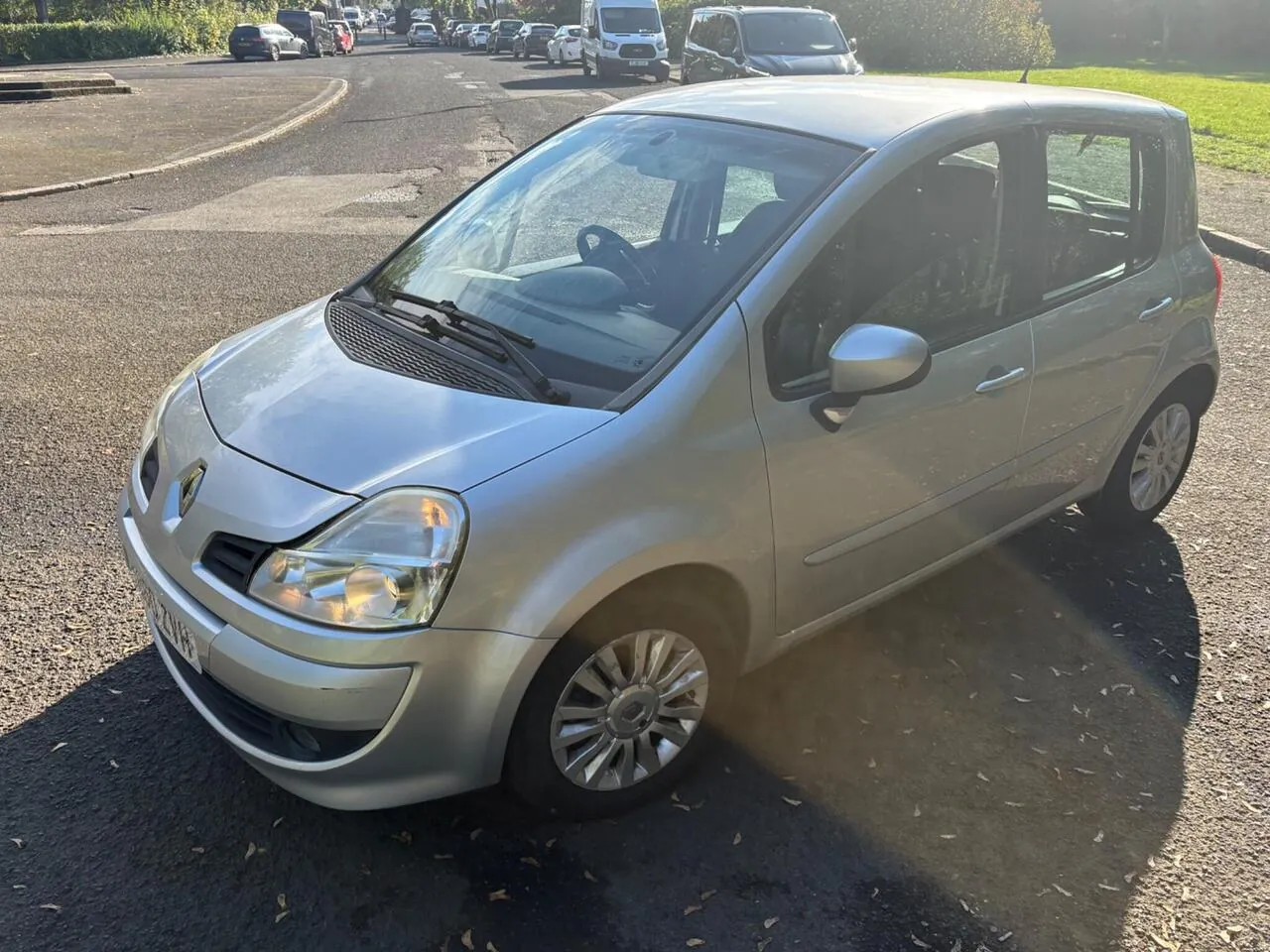 Renault Modus 2010 photo 2