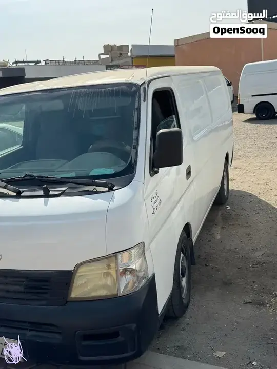 Nissan Urvan 2003 photo 3