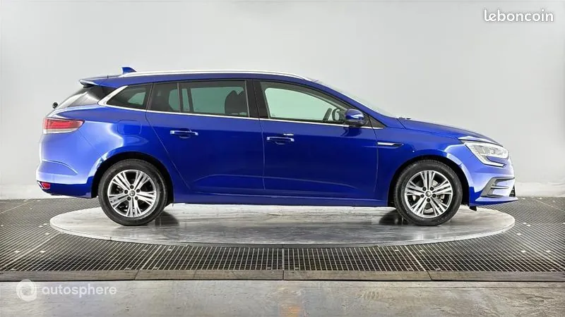 Renault Megane 2022 photo 4