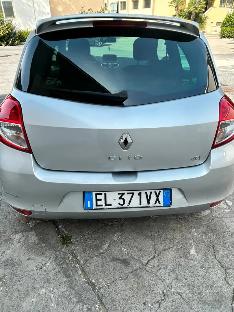 Renault Clio 2012 photo 3