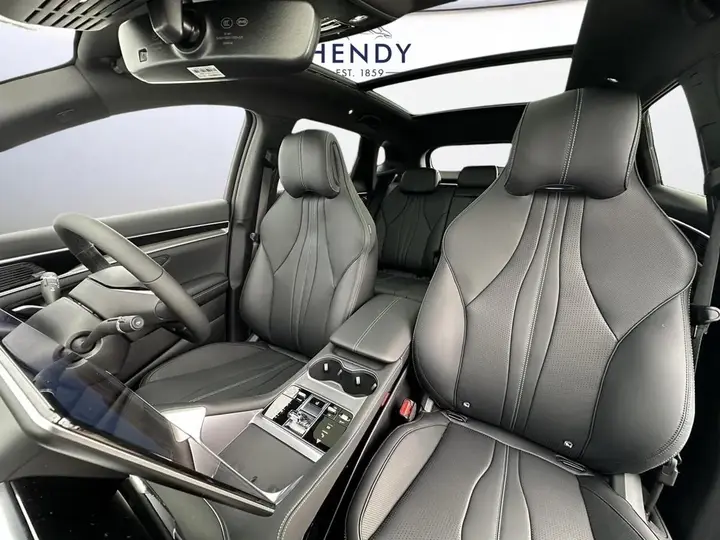 BYD Seal U photo 4