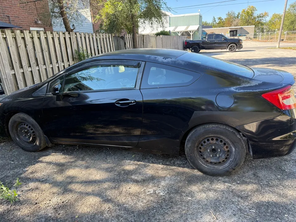 Honda Civic 2012 photo 4