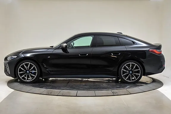 BMW I4 2023 photo 2