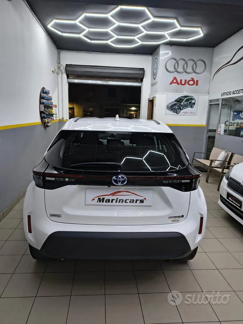 Toyota Yaris 2022 photo 4