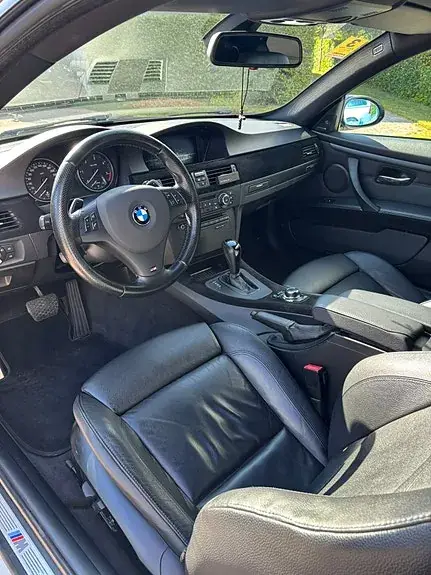BMW 330D 2010 photo 5