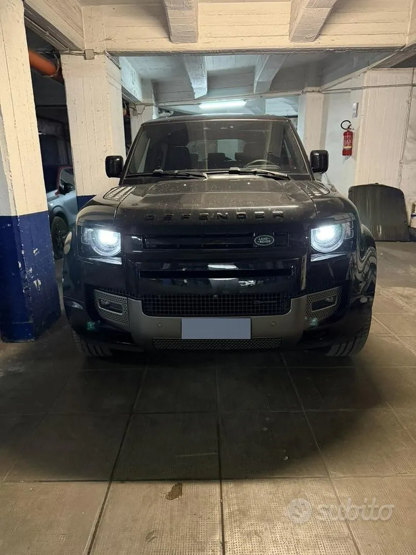 Land Rover Defender