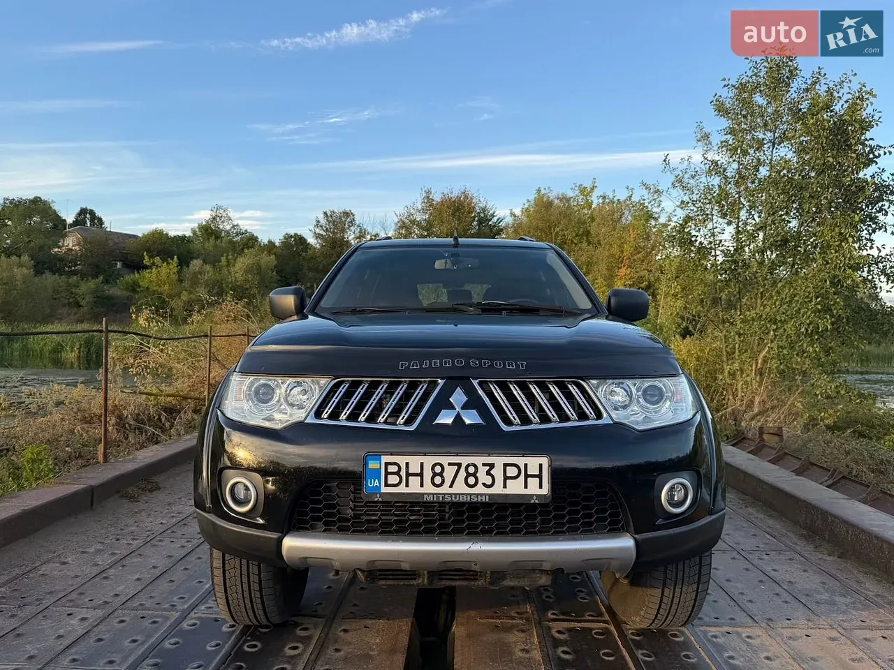 Mitsubishi Pajero Sport 2012 photo 2