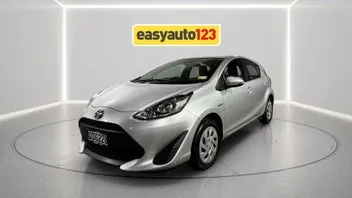 Toyota Aqua 2018 photo 4