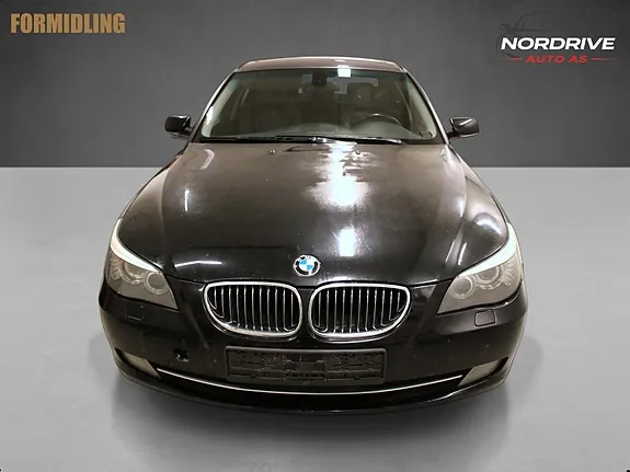 BMW 520D 2009 photo 2