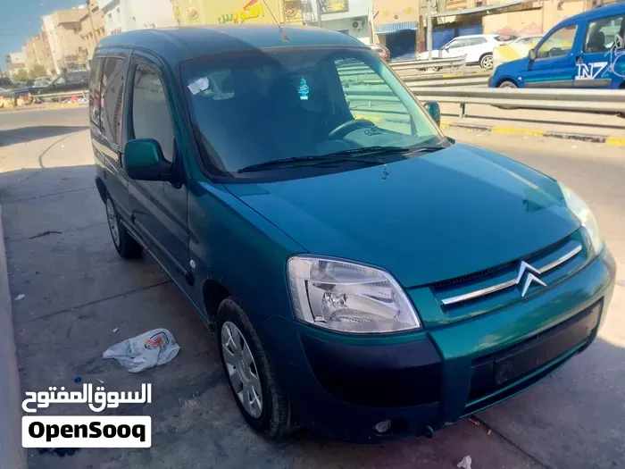Peugeot Partner 2005 photo 2
