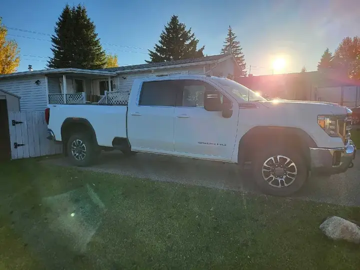 GMC Sierra 3500Hd 2023 photo 4