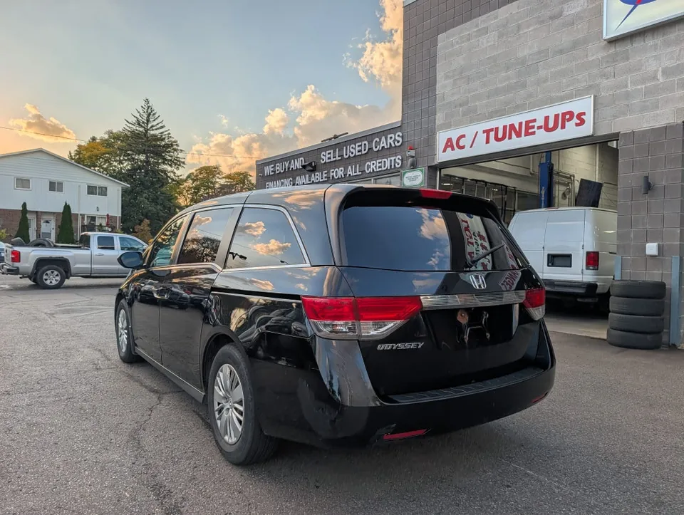 Honda Odyssey 2015 photo 5