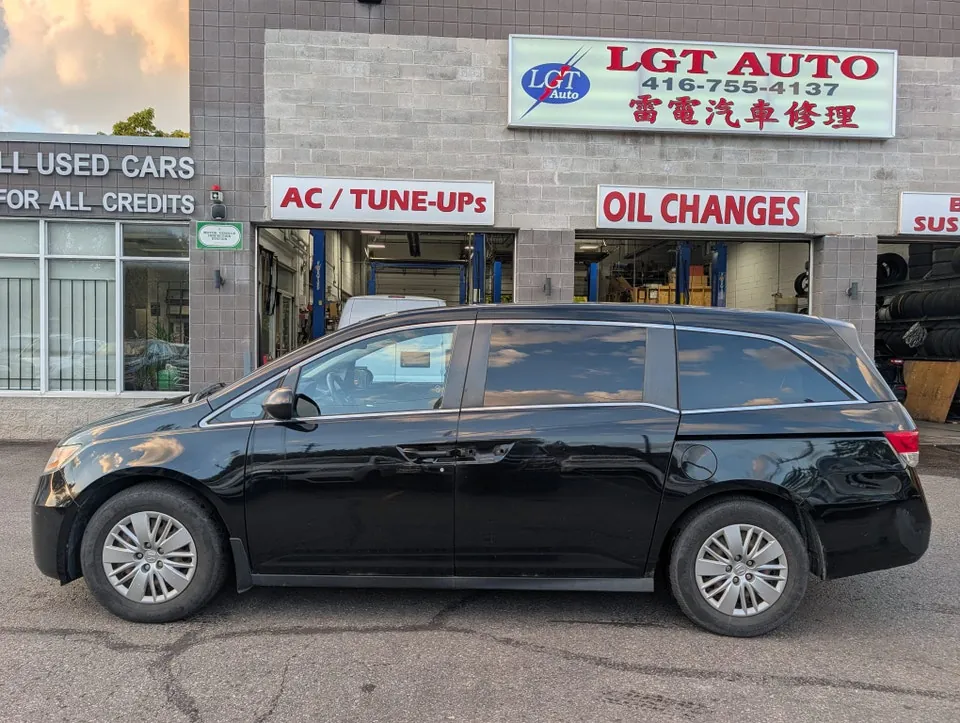 Honda Odyssey 2015 photo 4