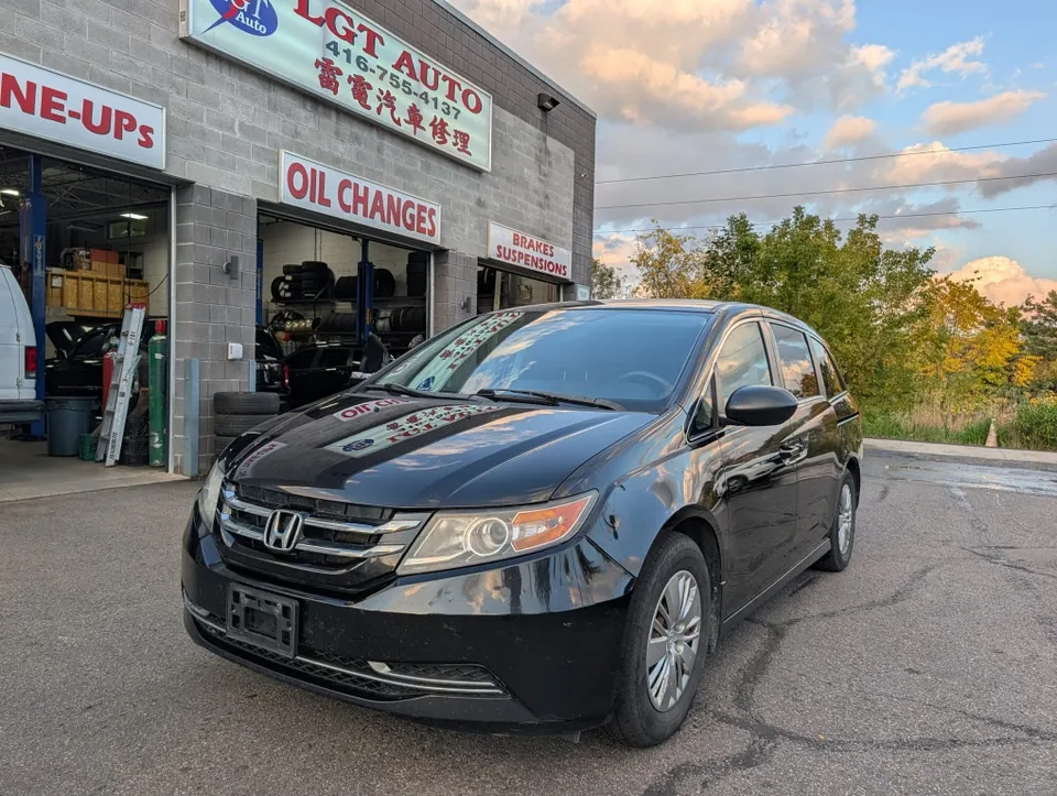 Honda Odyssey 2015 photo 3