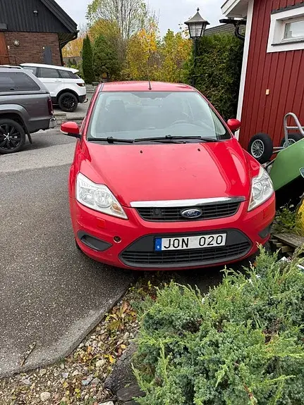 Ford Focus 2009 photo 2