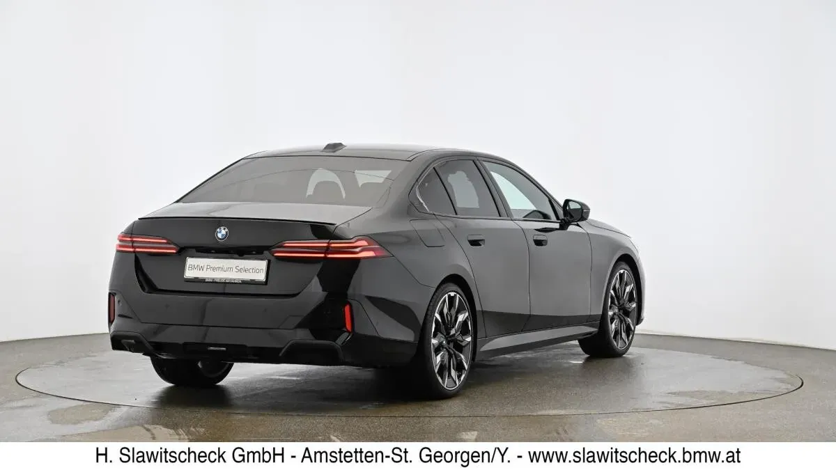 BMW 5 Series 2026 photo 3