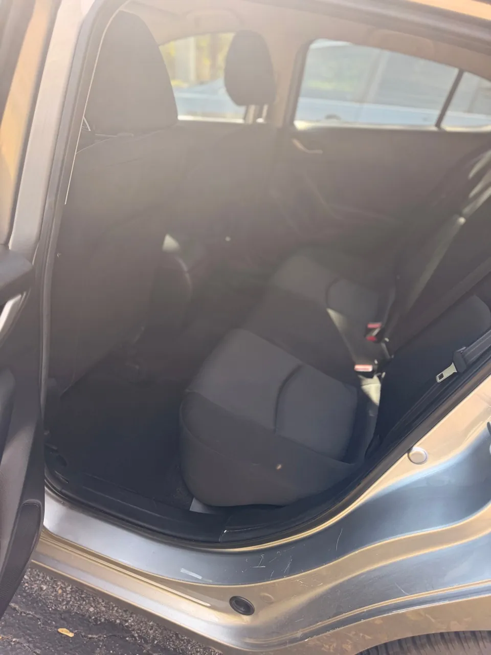 Mazda 3 2016 photo 3