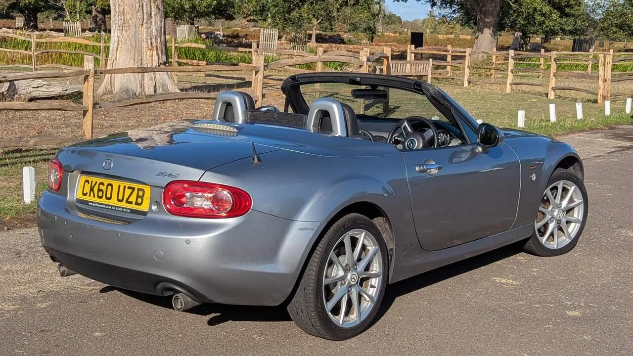 Mazda Mx-5 2010 photo 2