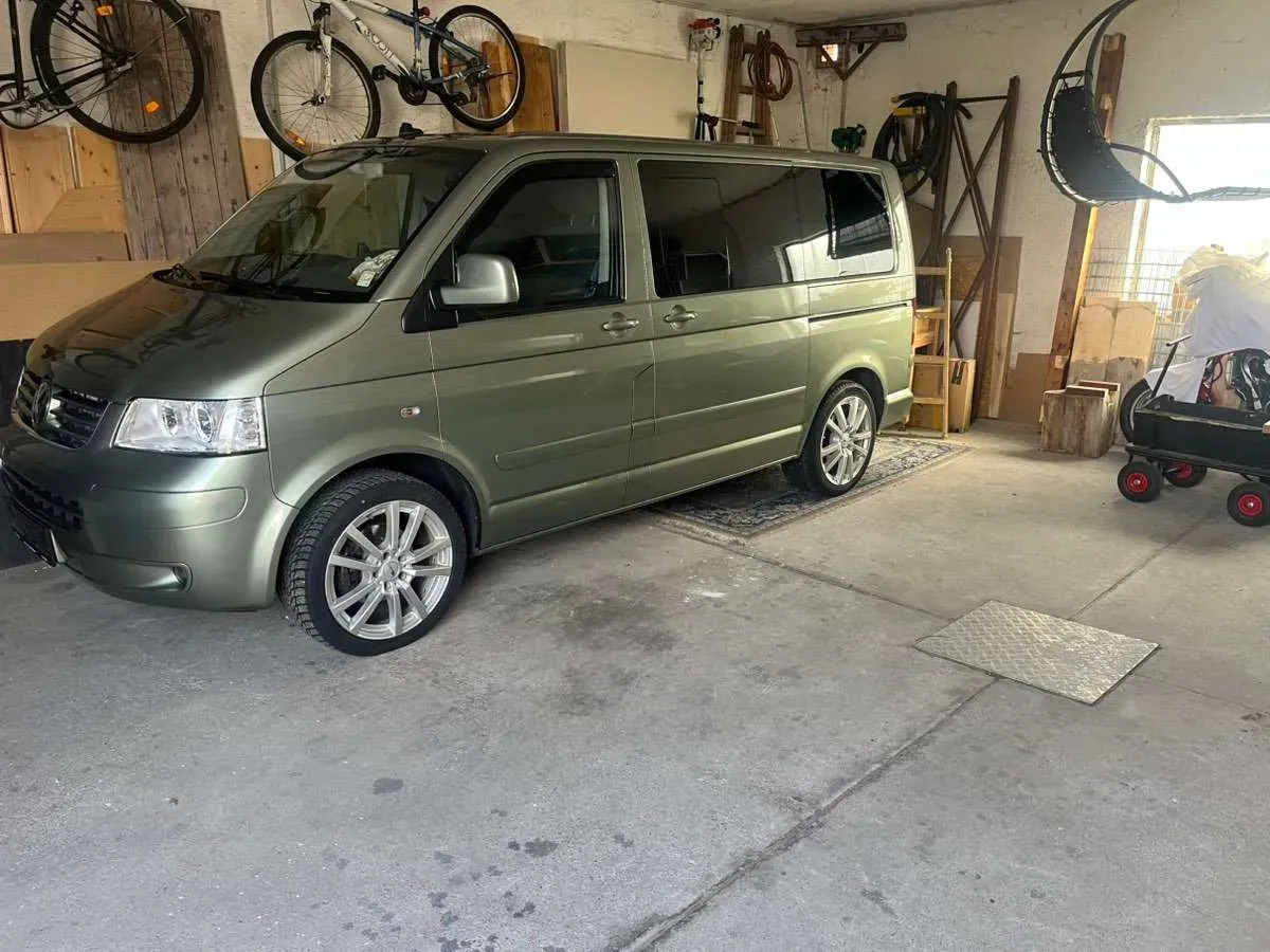 Volkswagen Multivan