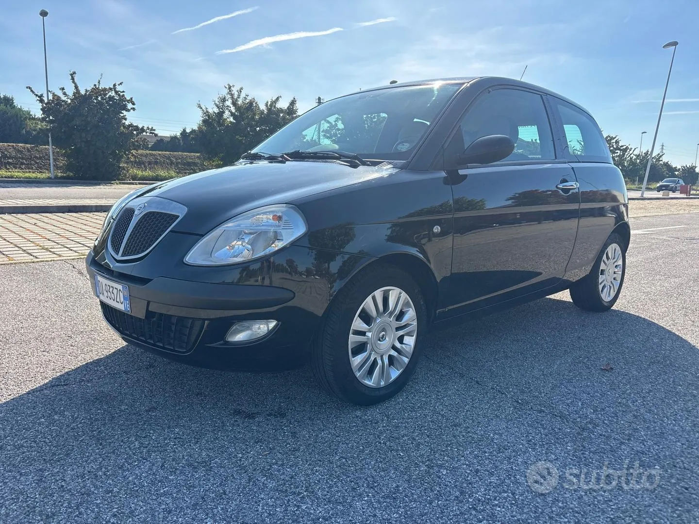 Lancia Ypsilon